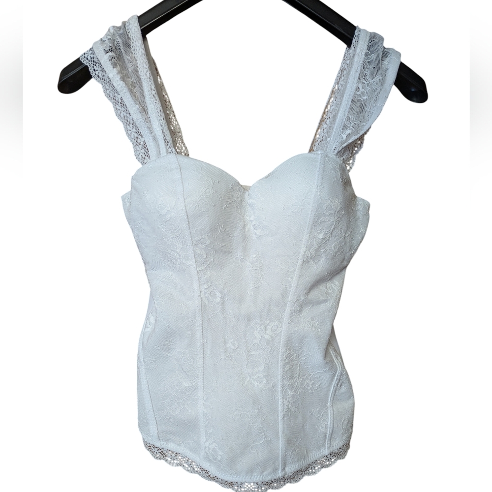 Spirit Cap Sleeve Corset White Size Medium 8/10